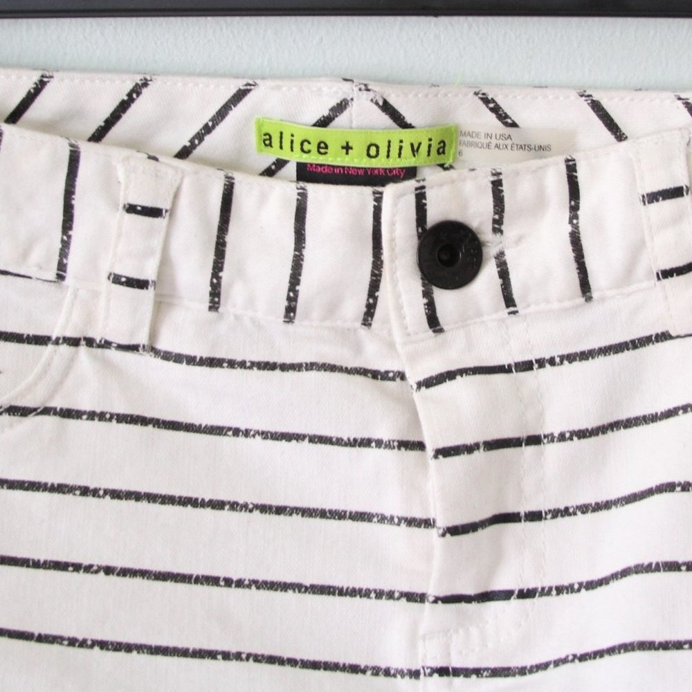 Alice and Olivia Denim Mini Skirt - Picture 2 of 8